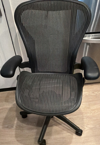 Herman miller aeron black - herman,